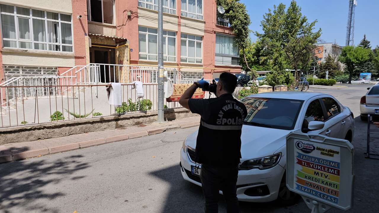 Konya’dan 300 kilometre gitti, geceyi kapısında geçirdi! Sabah saldırdı 3